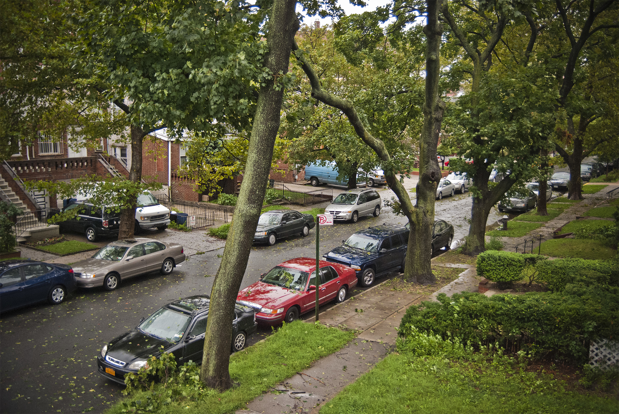 Які шини підійдуть для їзди розбитими дорогами: поради водіям